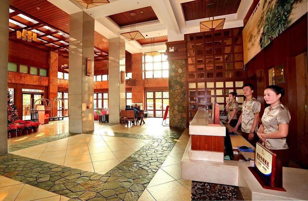 Haiyue Bay Holiday Hotel 三亚 外观 照片